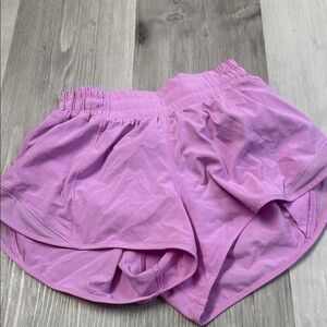 Lululemon Hottie Hots 2.5 inch